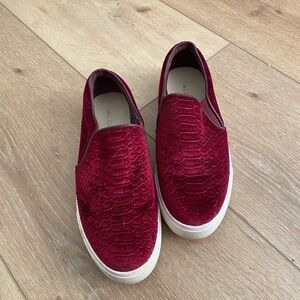 Aldo Women's Burgundy Textured Loafers